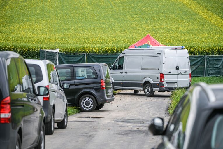 Frauenleiche in Auto entdeckt Frauenleiche in Auto entdeckt