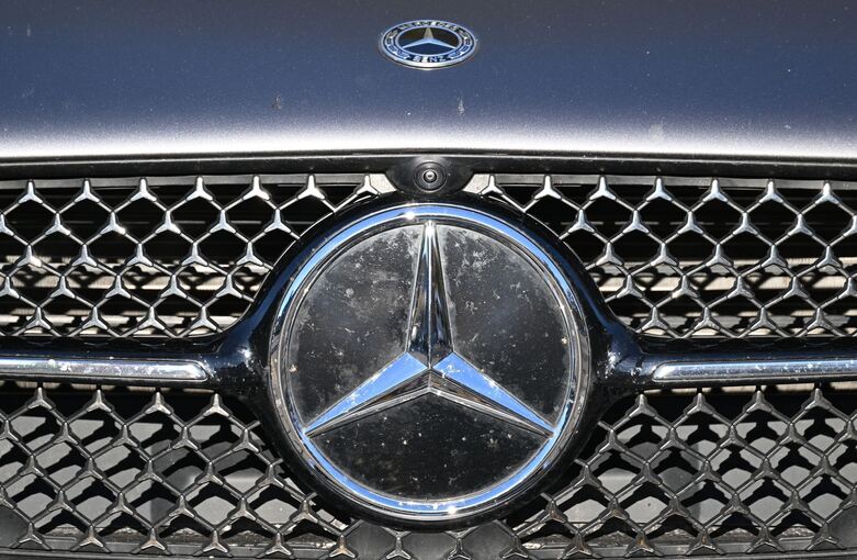 Mercedes-Benz Mercedes-Benz