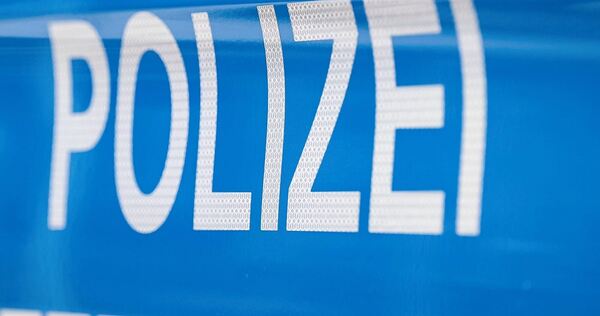 Der Polizeiposten Remseck nimmt Hinweise entgegen. Der Polizeiposten Remseck nimmt Hinweise entgegen.