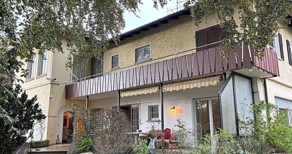 Sie ist bald Geschichte: Wo die Villa steht, baut die Städtische Wohnbau Kornwestheim bald Wohnungen.