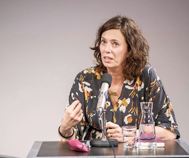Unsentimentale Zwischenbilanz: Eva Menasse im Literaturhaus.