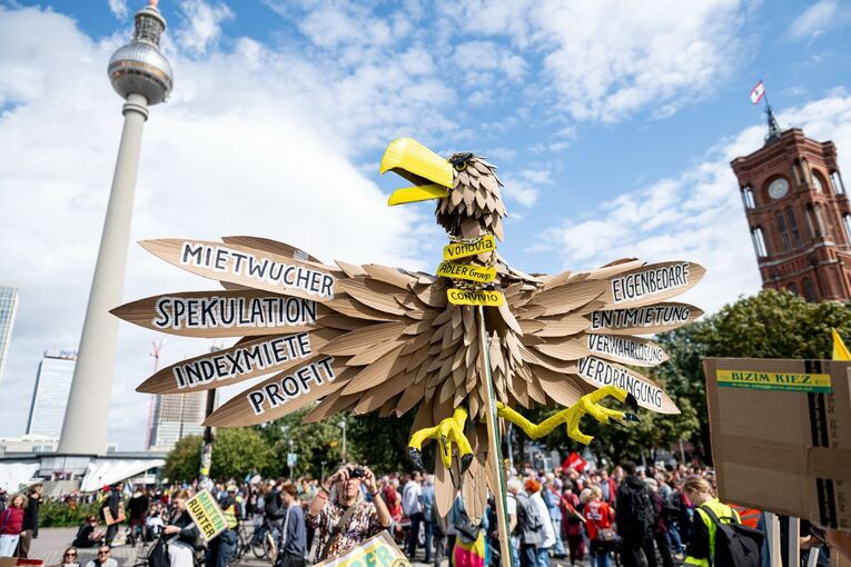 Demonstration gegen Verdrängung und hohe Mieten