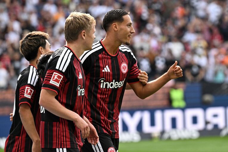 Eintracht Frankfurt - SC Freiburg Eintracht Frankfurt - SC Freiburg