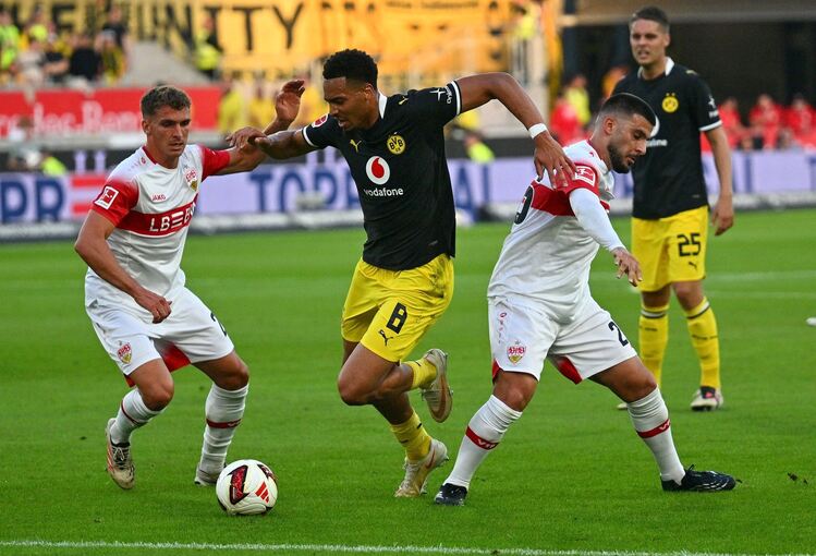 VfB Stuttgart - Borussia Dortmund VfB Stuttgart - Borussia Dortmund