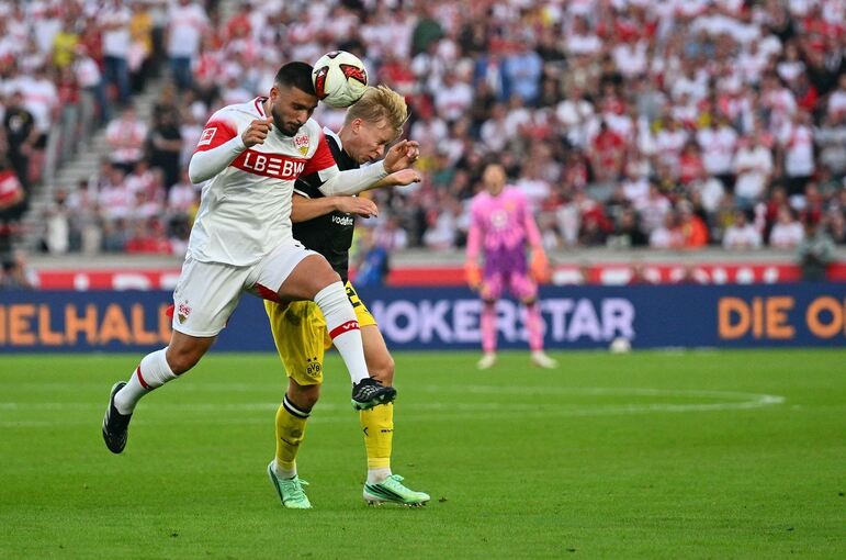 VfB Stuttgart - Borussia Dortmund VfB Stuttgart - Borussia Dortmund