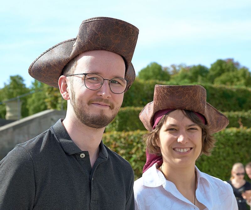 Ahoi! Diese beiden schauen am Samstag nur zu. Ahoi! Diese beiden schauen am Samstag nur zu.