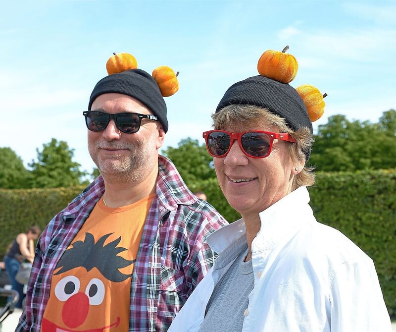 Passend gekleidet zur Kürbisregatta. Passend gekleidet zur Kürbisregatta.