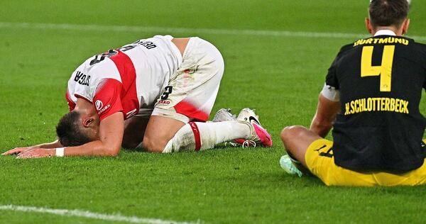 Verzweifelt: Ermedin Demirovic als Sinnbild für den harmlosen VfB-Angriff gegen Borussia Dortmund. Verzweifelt: Ermedin Demirovic als Sinnbild für den harmlosen VfB-Angriff gegen Borussia Dortmund.