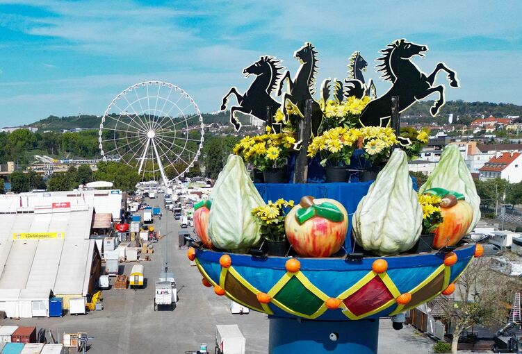 Vor dem 179. Cannstatter Volksfest Vor dem 179. Cannstatter Volksfest