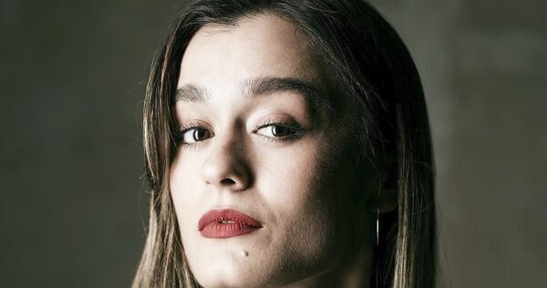 Kleine Kostprobe zum Saisonauftakt: Die Mezzosopranistin Natasha Te Rupe-Wilson ist ab Januar als Musetta in Puccinis „La Bohème Kleine Kostprobe zum Saisonauftakt: Die Mezzosopranistin Natasha Te Rupe-Wilson ist ab Januar als Musetta in Puccinis „La Bohème“ zu sehen und zu hören.
