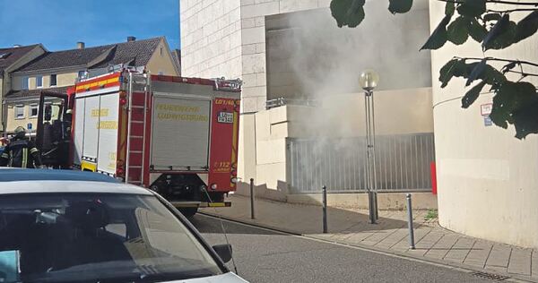 Das Feuer konnte rasch gelöscht werden. Das Feuer konnte rasch gelöscht werden.