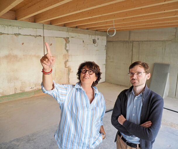Carola Pigisch und Filip Bubenheimer freuen sich auf renovierte Redaktionsräume.
