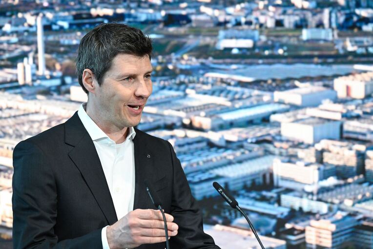 Michael Schiebe - Mercedes-Benz Michael Schiebe - Mercedes-Benz