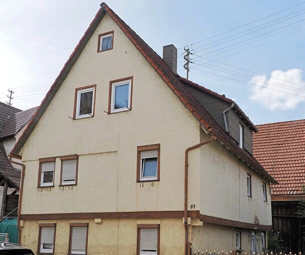 Dieses Gebäude in der Hauptstraße in Walheim wird abgerissen.