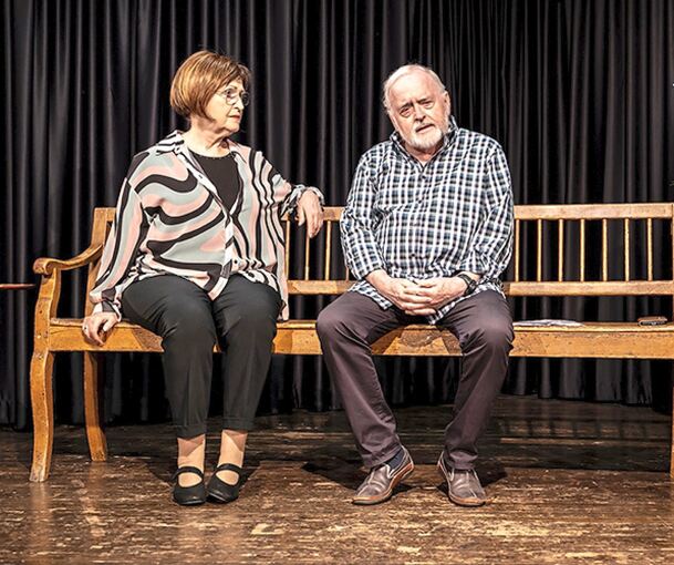 Genau so geht es daheim wohl auch zu: Marie-Luise und Gerhard Teichmann in Aktion.