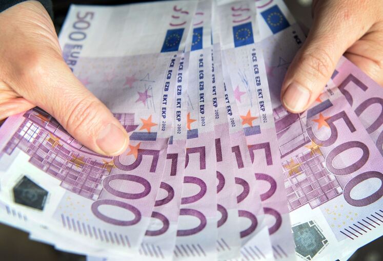 Bargeld Bargeld