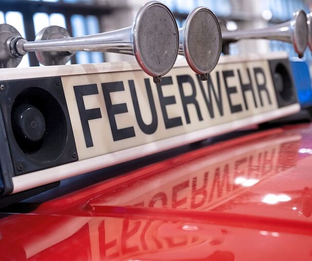 Das Feuerwehrhaus der Remsecker Feuerwehr zwischen Neckarrems und Hochberg muss erweitert werden. Mit dem Anbau sollen der Container und der Mannschaftstransporter ein Dach über dem Kopf bekommen.