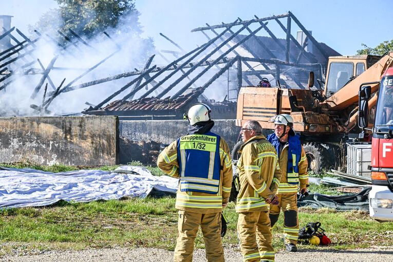 Polizei ermittelt nach Brand in landwirtschaftlichem Gebäude