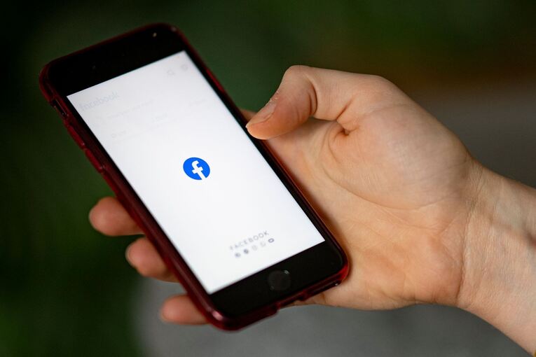 Facebook Facebook