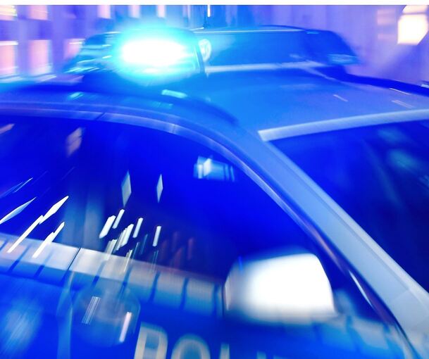 Polizei im Einsatz. Polizei im Einsatz.