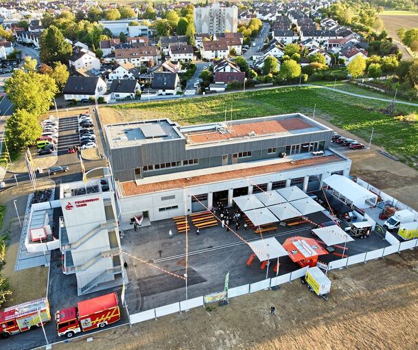 Blick aus der Vogelperspektive: Die neue Tammer Feuerwache hat neun Millionen Euro gekostet.