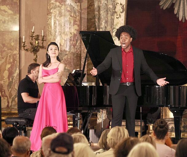 Musik als heilige Kunst: Das Konzert der Haake-Stiftung im Ordenssaal des Ludwigsburger Schlosses.
