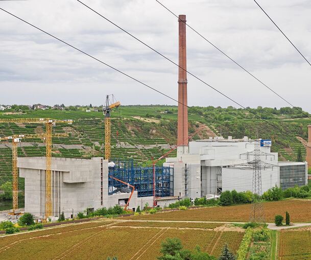 Die Baustelle für die Klärschlammverbrennung in Walheim: Auch für den Betrieb dieser Anlage will die EnBW Grundwasser entnehmen.