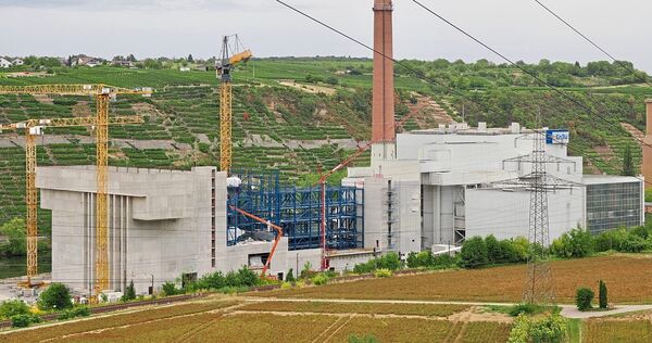 Die Baustelle für die Klärschlammverbrennung in Walheim: Auch für den Betrieb dieser Anlage will die EnBW Grundwasser entnehmen.