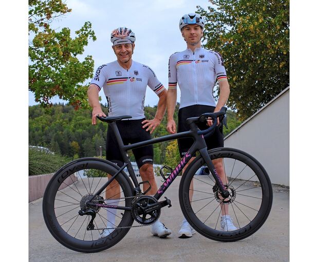 Erfüllen sich ihren Traum im Nationaltrikot: Stefan Ruf (links) und Tobias Kübler (rechts).