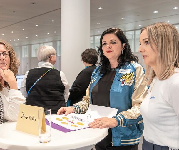 KickOff-Treffen im Frühjahr im Haus der Wirtschaft in Stuttgart: Die Investment Clubs stehen zum Austausch bereit.