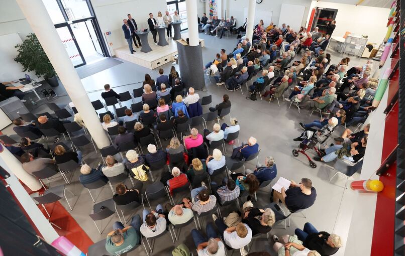 Informationsveranstaltung zu geplantem Rechenzentrum Informationsveranstaltung zu geplantem Rechenzentrum