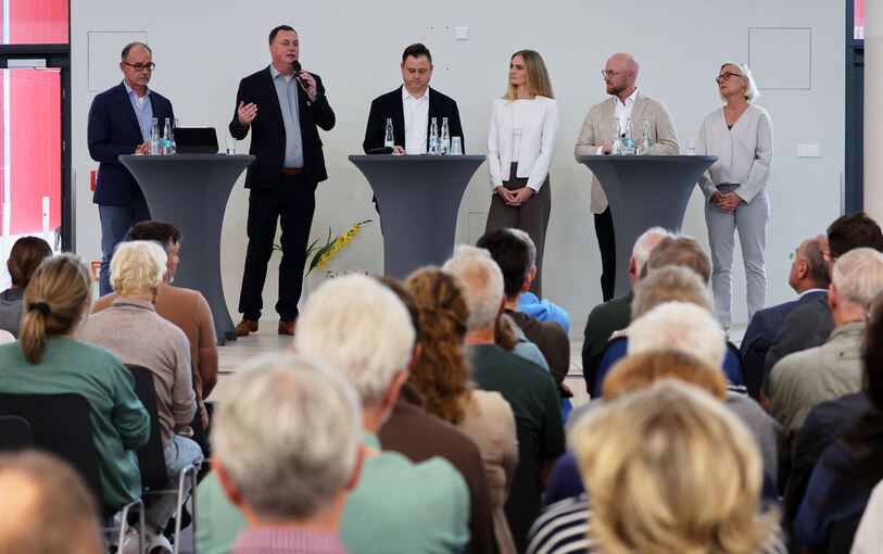 Informationsveranstaltung zu geplantem Rechenzentrum Informationsveranstaltung zu geplantem Rechenzentrum