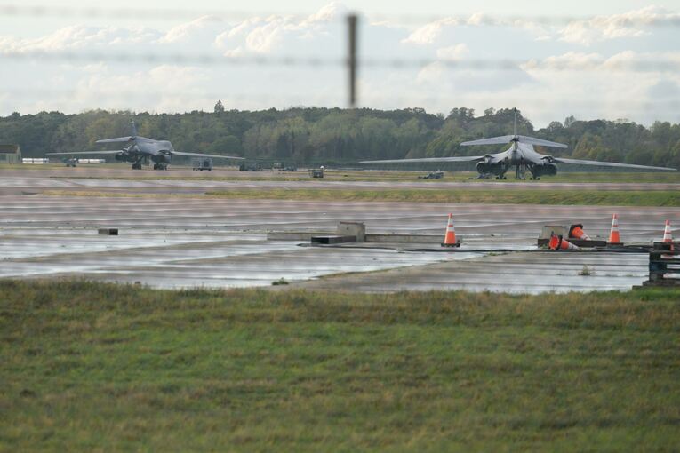 Festnahmen bei britischer Militärbasis Festnahmen bei britischer Militärbasis