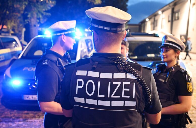 Polizei in Baden-Württemberg bekommt neue Uniform Polizei in Baden-Württemberg bekommt neue Uniform