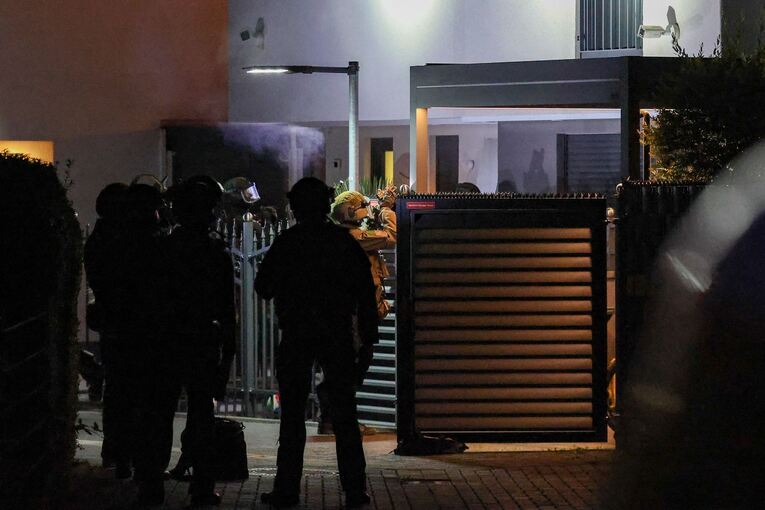 Groß angelegte Razzia gegen Geldwäscher und "Hells Angels" Groß angelegte Razzia gegen Geldwäscher und "Hells Angels"
