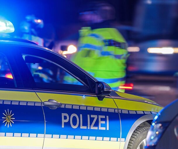 Polizei im Einsatz. Polizei im Einsatz.