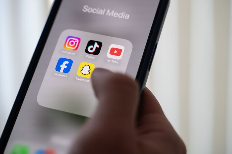Bundestagspräsidentin Klöckner setzt künftig auch auf TikTok Bundestagspräsidentin Klöckner setzt künftig auch auf TikTok
