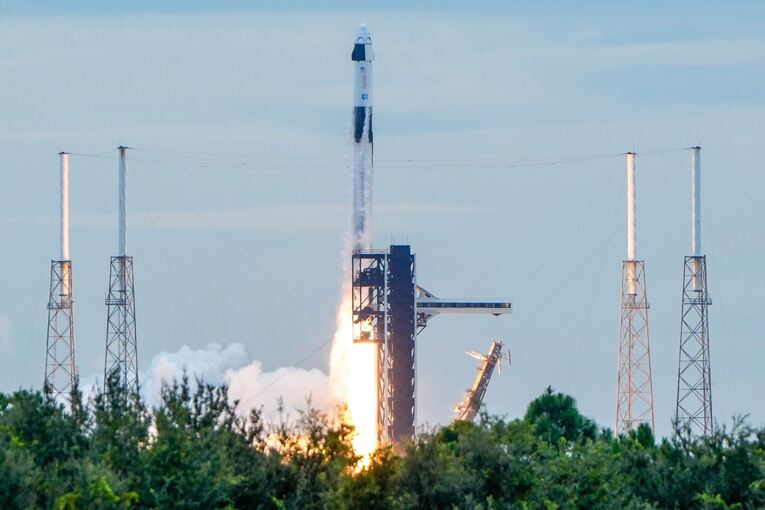 SpaceX SpaceX