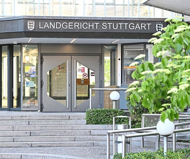 Der Prozess um den gestohlenen Linienbus findet im Stuttgarter Landgericht statt.