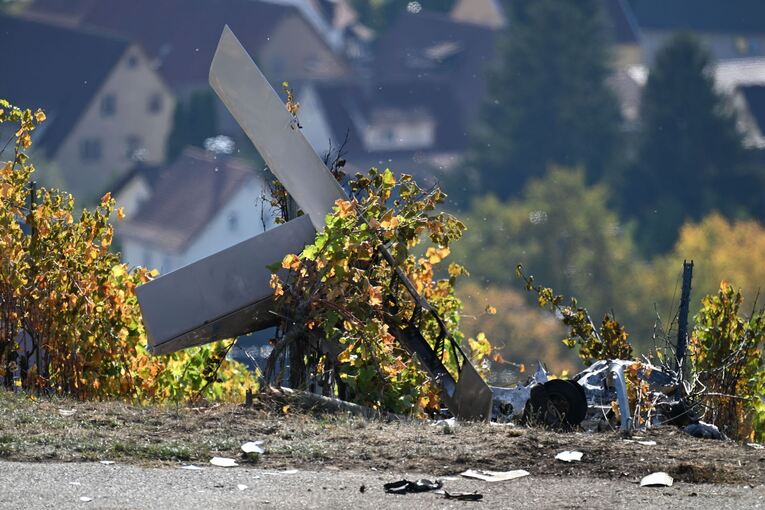 Kleinflugzeug im Landkreis Heilbronn abgestürzt Kleinflugzeug im Landkreis Heilbronn abgestürzt