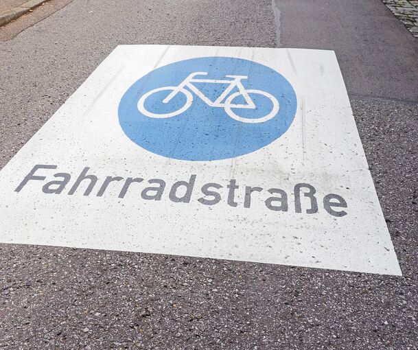 Auf Fahrradstraßen haben Radler Vorrang. In Asperg rückt die Planung für eine solche Fahrradstraße jetzt näher.