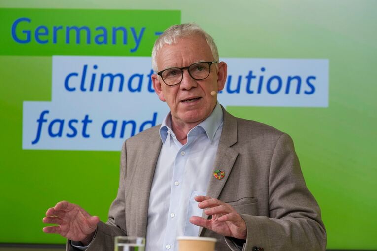 Umweltstaatssekretär Jochen Flasbarth Umweltstaatssekretär Jochen Flasbarth