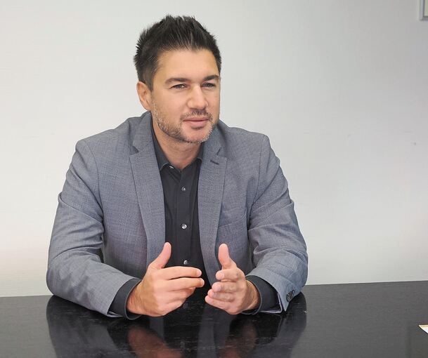 Der Ludwigsbruger Grünen-Landtagsabgeordnete Tayfun Tok im Interview.