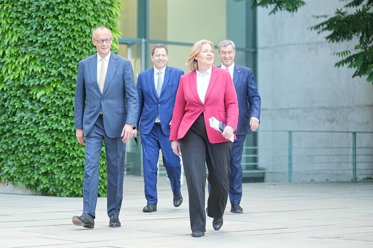 Pressekonferenz zu Ergebnissen des Koalitionsausschusses Pressekonferenz zu Ergebnissen des Koalitionsausschusses