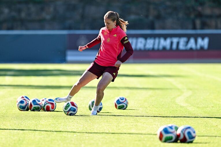 Frauen-Fußballnationalmannschaft - Training Frauen-Fußballnationalmannschaft - Training