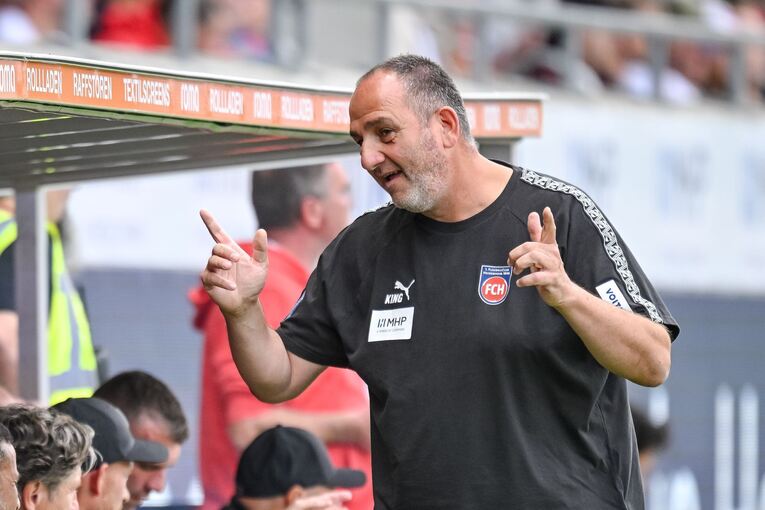 1. FC Heidenheim - Holstein Kiel