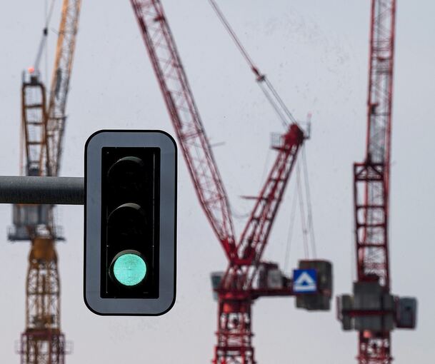 Der nächste Schritt ist getan: Auf dem 13 Hektar großen Plangebiet „Bruhweg II“ nördlich der Kupferwiesenstraße, zwischen Ditzinger und Siemensstraße, soll ein lebendiges Quartier mit Wohnungen, Reihenhäusern und Gewerbeflächen entstehen.
