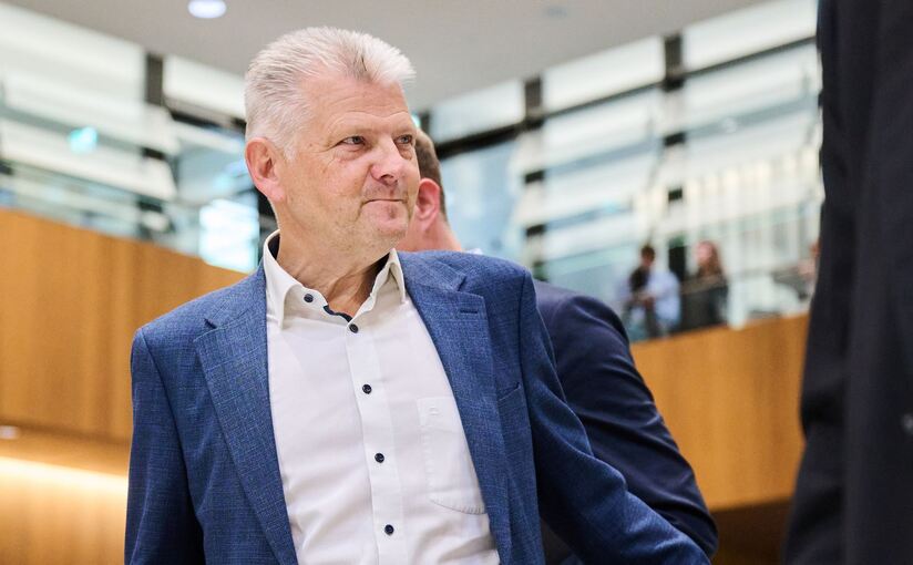 Niedersachsens SPD-Fraktionschef Politze tritt zurück Niedersachsens SPD-Fraktionschef Politze tritt zurück