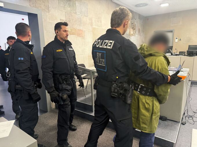 Prozessauftakt nach versuchtem Auftragsmord Prozessauftakt nach versuchtem Auftragsmord