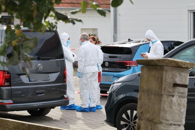 Zwei Behördenmitarbeiter bei Waffenkontrolle erschossen Zwei Behördenmitarbeiter bei Waffenkontrolle erschossen